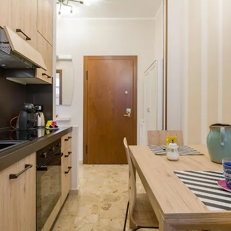 Casa Al Volto A Due Passi Dall'arena By Reasy&busy * 维罗纳