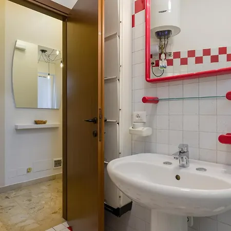 Casa Al Volto A Due Passi Dall'arena By Reasy&busy Apartmán *